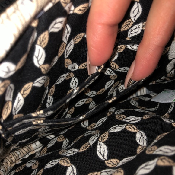 Authentic, Rare, Retired Vera Bradley! 🍂 - Picture 6 of 7